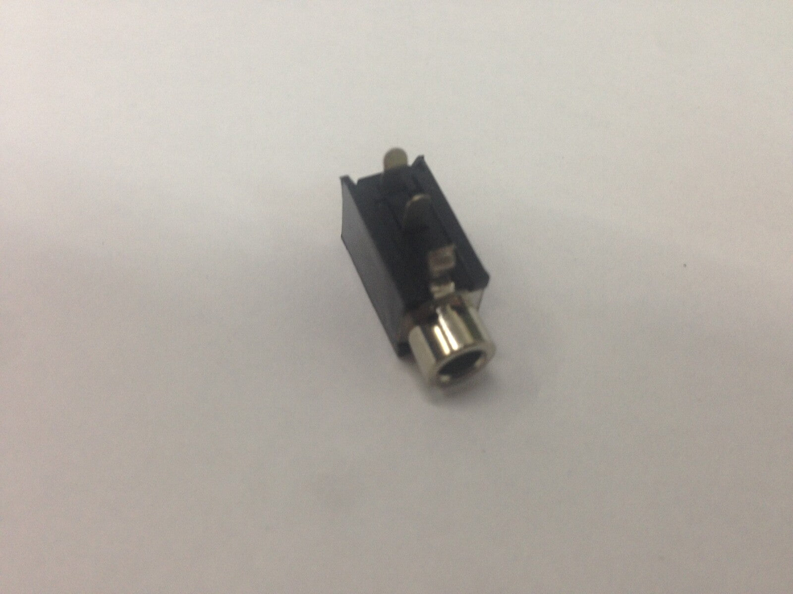 Base Pcb Mini Jack mono 3,5 Sin Rosca