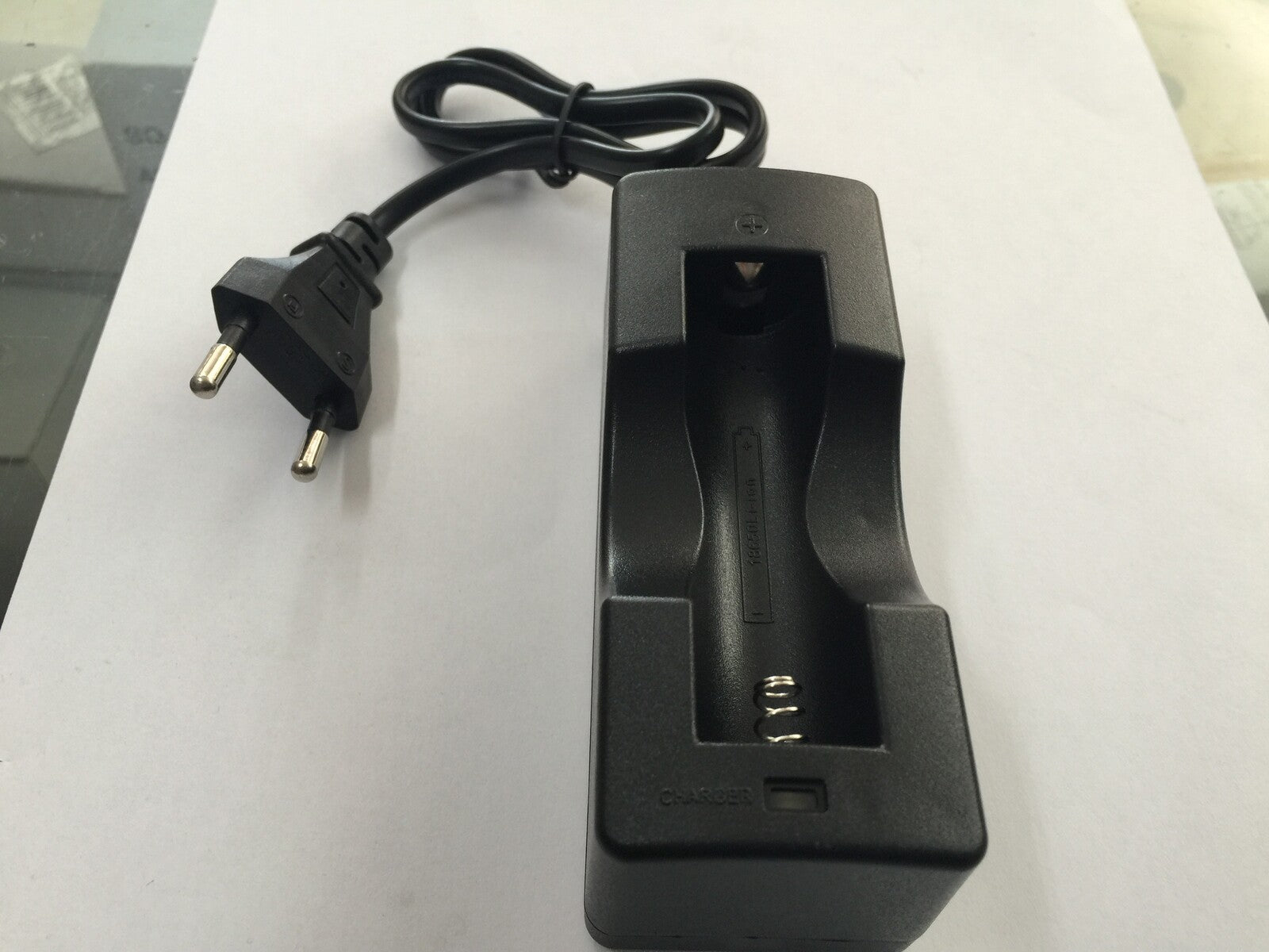 Cargador Individual Bateria 18650