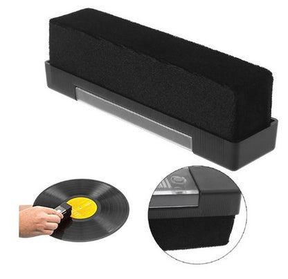 CEPILLO DE TERCIOPELO PARA LIMPIAR DISCOS DE VINILO Y ATOMIZADOR CPHN2