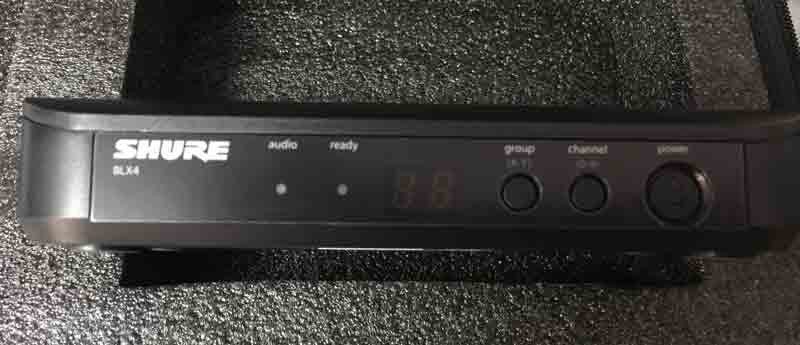 Micrófono Shure SM58 + receptor BLX24
