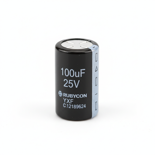 Condensador Electrolítico 100uF 25V 8x12mm